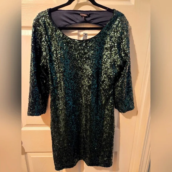 NWT Green sequins express dress size 12 - Picture 1 of 3